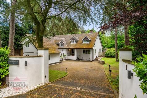 'Overtrees' 1 Hough Lane, Wilmslow, SK9 2LG
