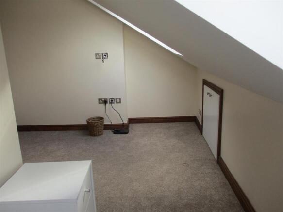 a-gospelhall36.bed4.4.JPG