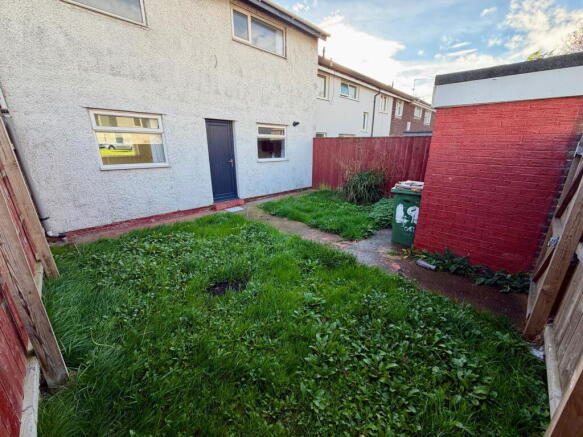 3 bed Terraced for sale Image 8
