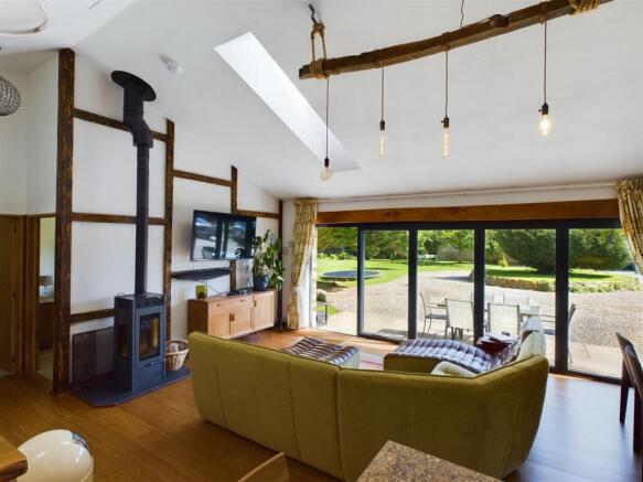 The Cottage Lounge