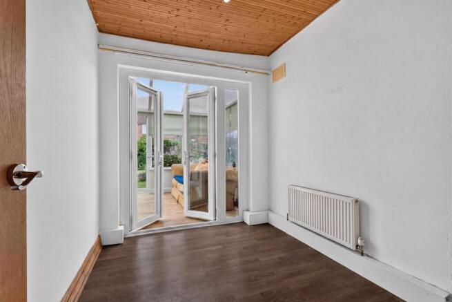 2 bed Detached for sale Image 7