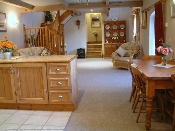 LIVING SPACE - BED 1