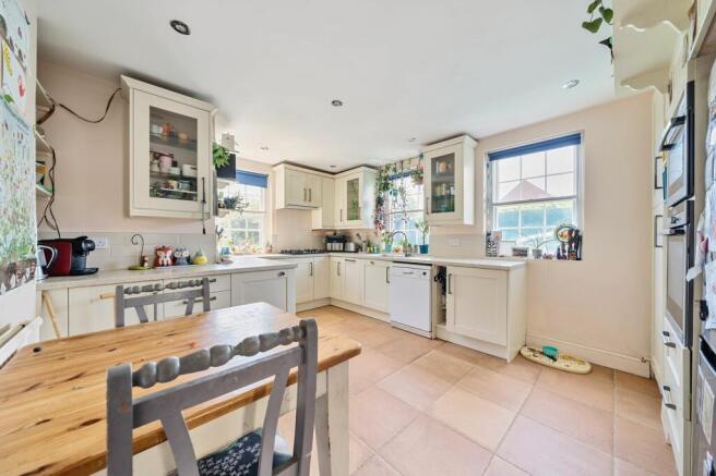 Kitchen (2)