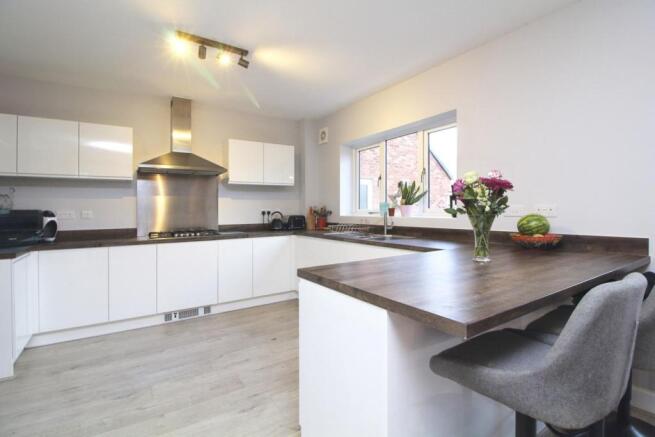 Kitchen/Dining Room
