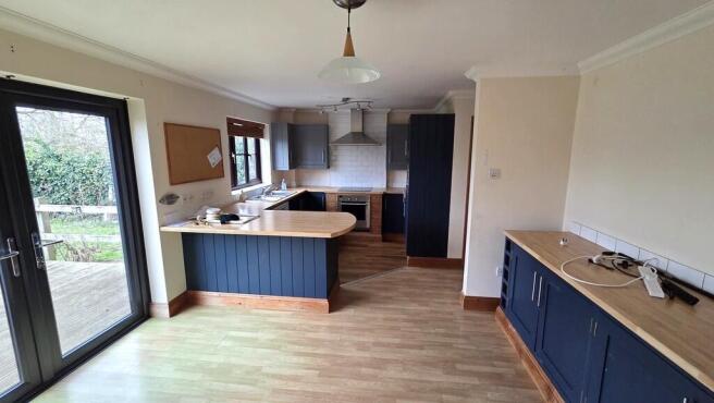 b3d0e0af-4a65-4d7...