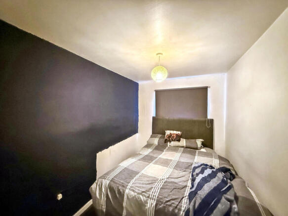 2 bed Apartment for sale Image 6