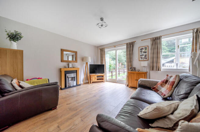 1343665-10-68b56c...