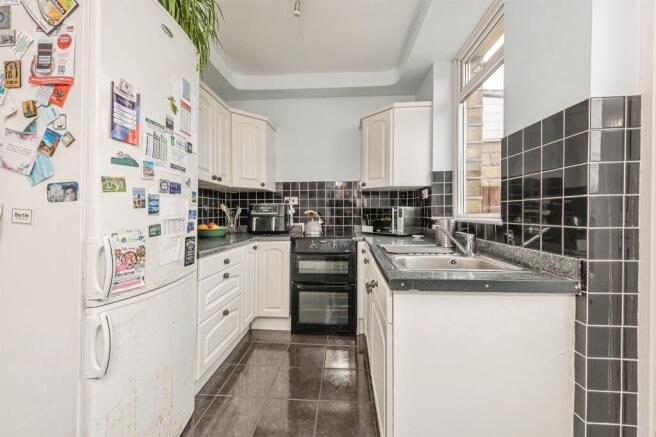 2 bed Terraced for sale Image 4
