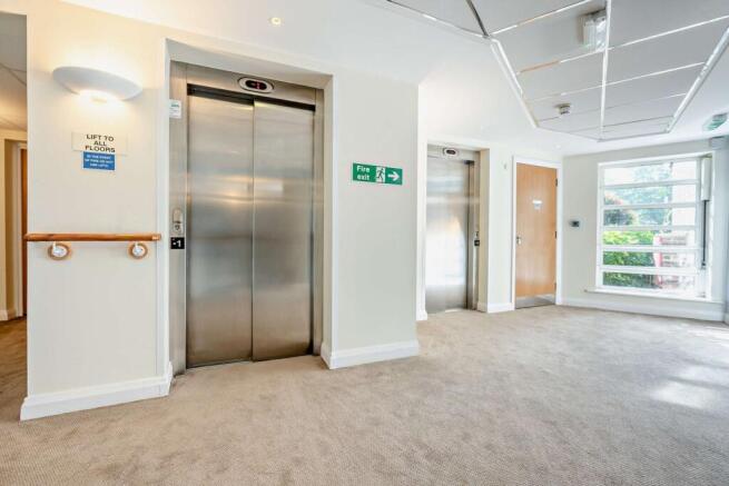 2 bed Retirement Property for sale Image 6