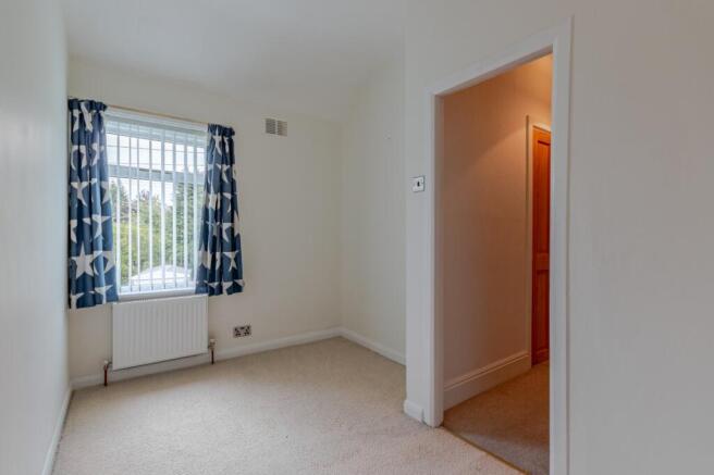 2 bed Terraced for sale Image 8