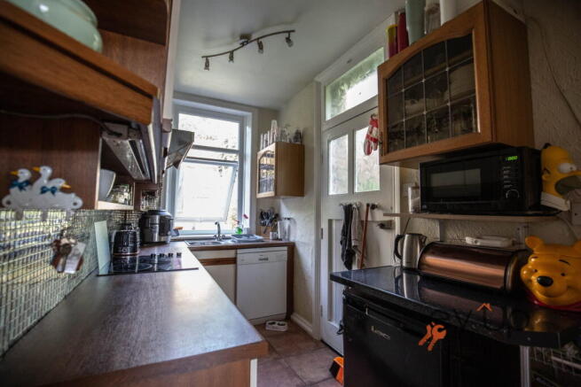3 bed Semi-Detached for sale Image 9