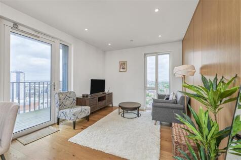 Mapleton Crescent, SW18