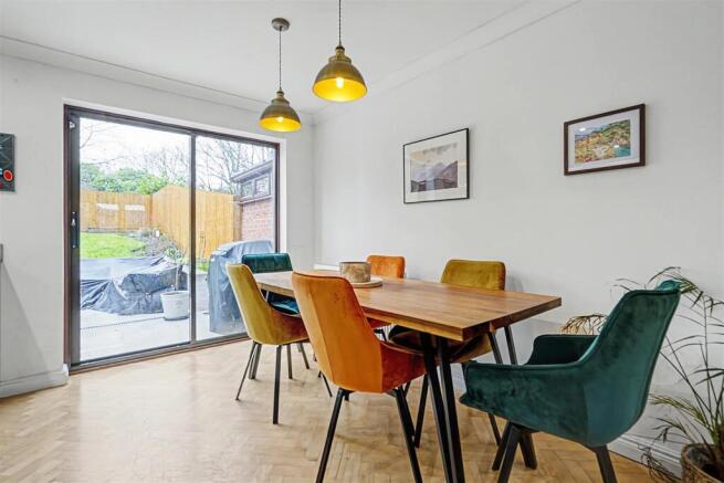 Dining Room 1_2.jpeg