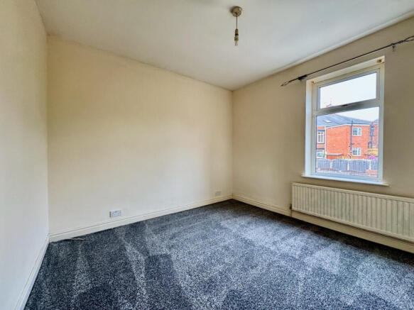 2 bed Terraced for sale Image 6