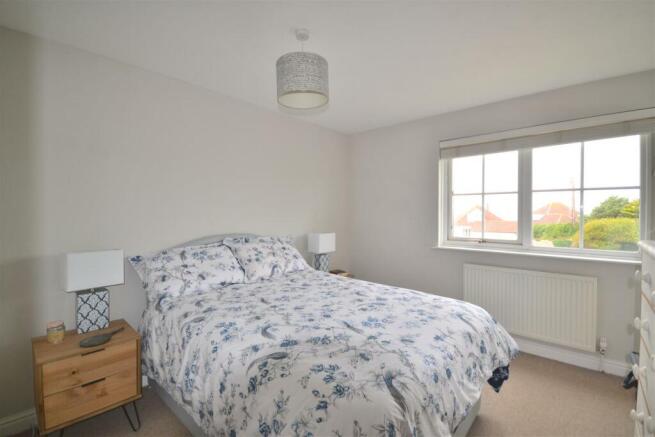 Bedroom 1.JPG
