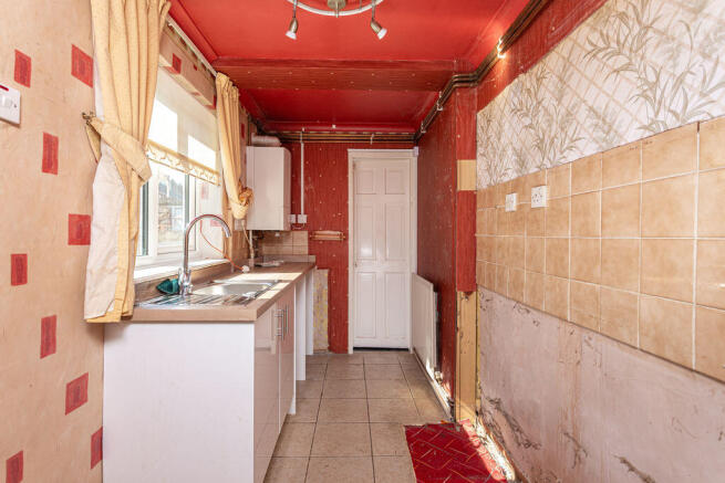 2 bed Terraced for sale Image 8
