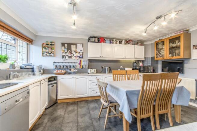 Kitchen/Breakfast
