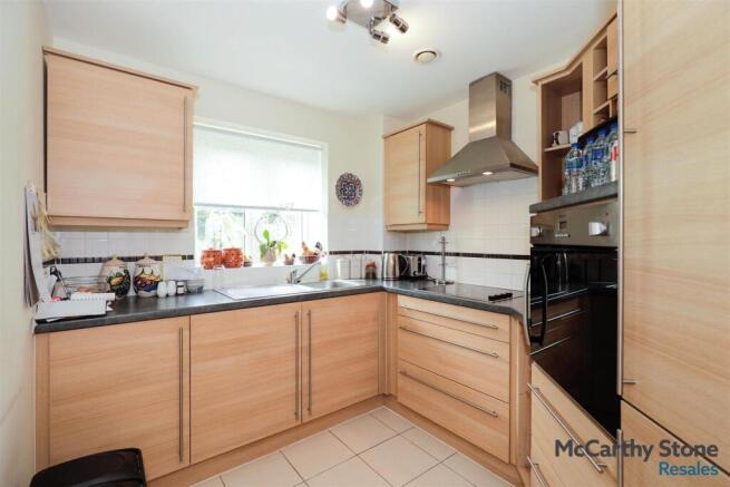 1 bed Apartment for sale Image 4