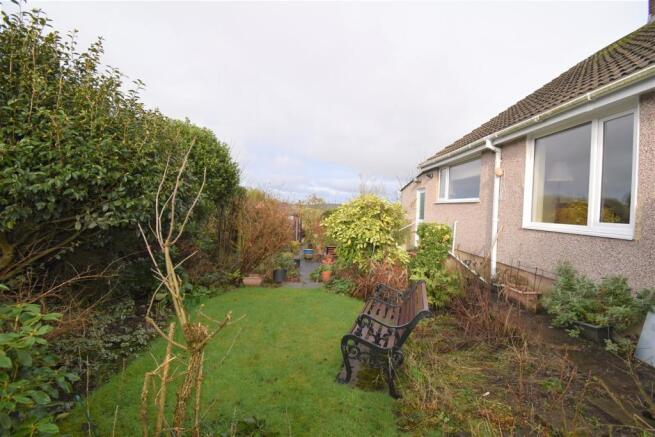 Rear Garden 2.jpg