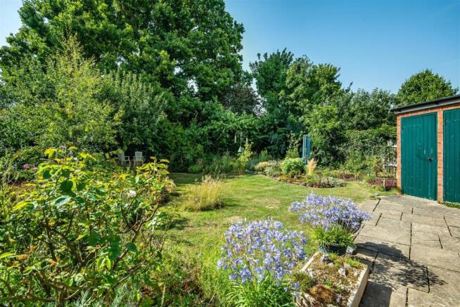 garden i.jpg
