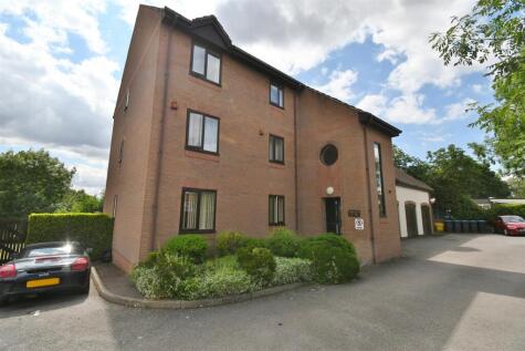 Chestnut Place, Southam