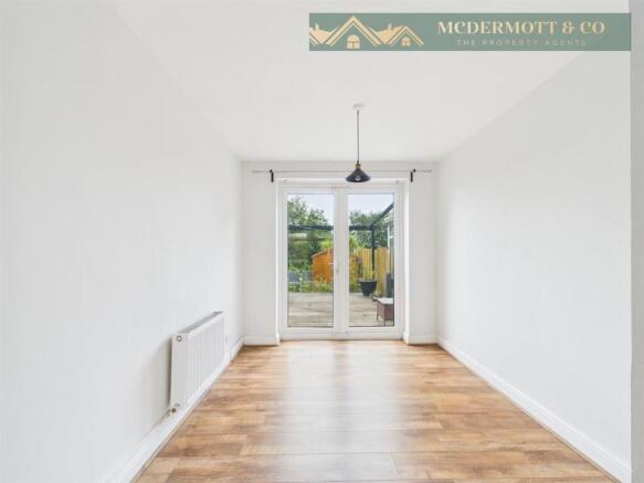 3 bed Terraced for sale Image 4