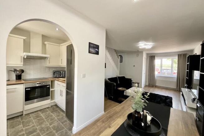 2 bed Semi-Detached for sale Image 7