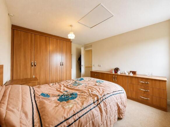 1 bed Flat for sale Image 8