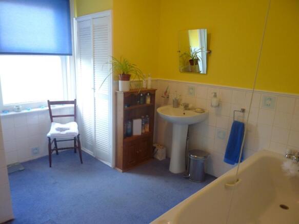 Photo 12