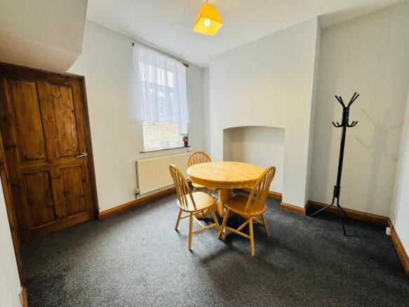 2 bed Terraced for sale Image 6