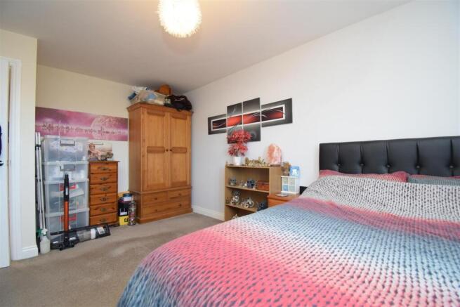 1 bed Flat to rent Image 6