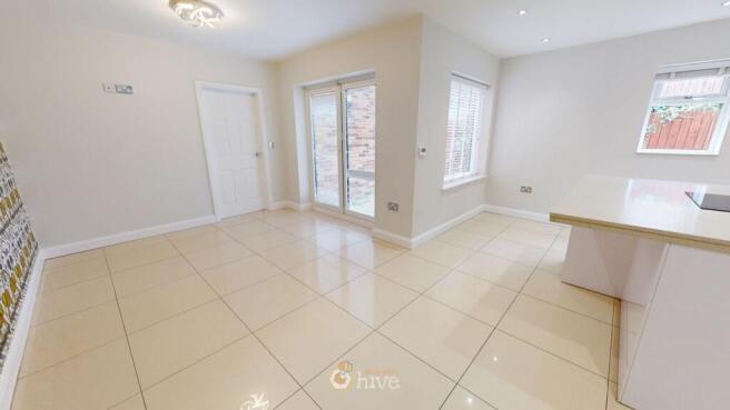 4 bed Detached for sale Image 7
