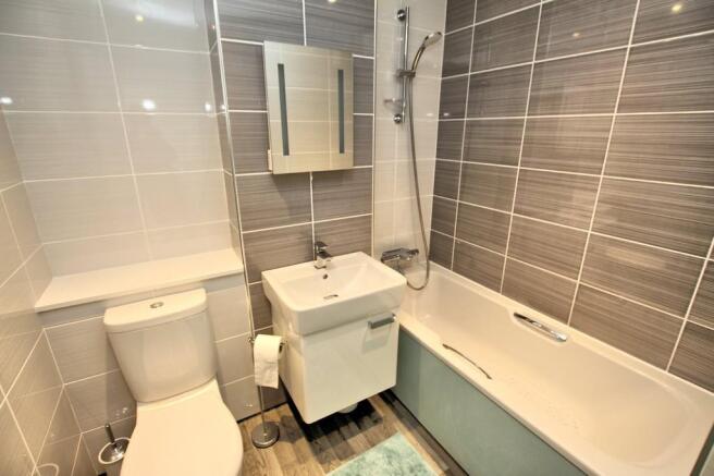 Photo 11