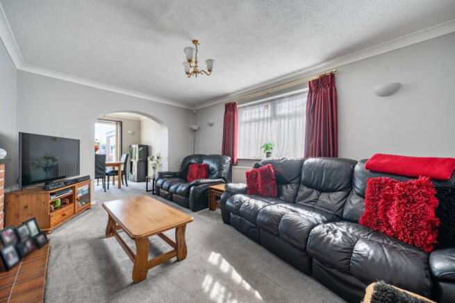 Shipton Way, Basingstoke RG22 6JX photo 4