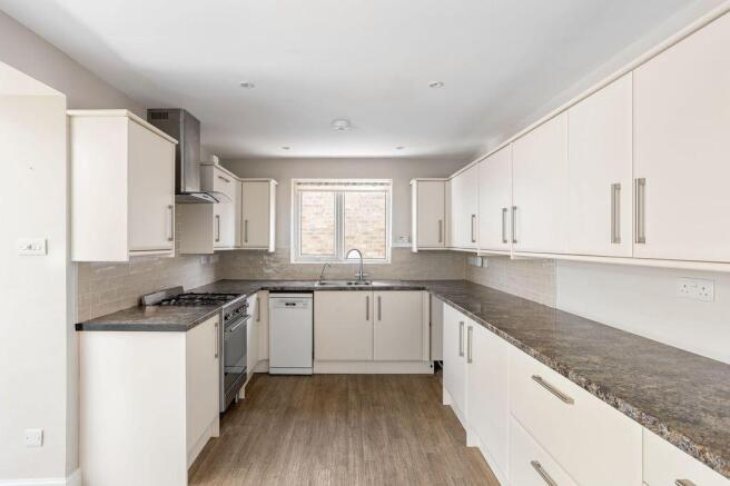 2 bed Detached Bungalow for sale Image 6