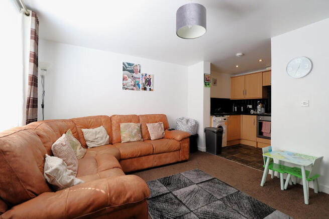 Priory Court, Monk Bretton Barnsley, S71 photo 5