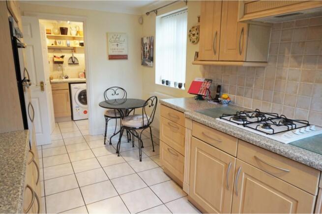 Kitchen / Breakfast