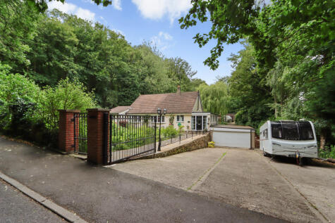 Willow View Cottage, Station Bank, Ryton, Tyne and Wear NE40 3QG