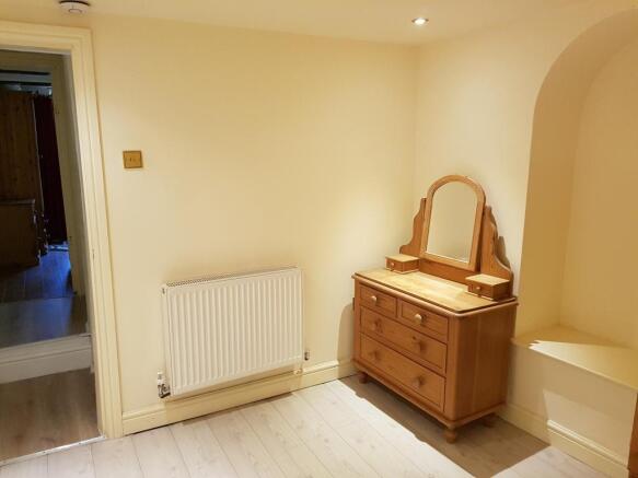1 bed Flat to rent Image 9