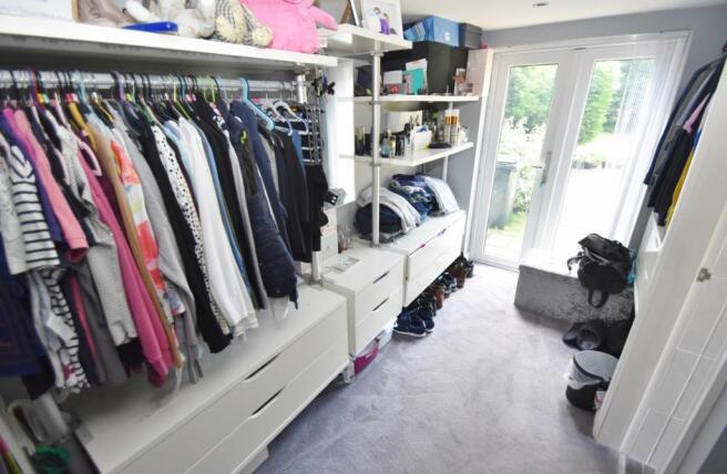 Walk In Wardrobe