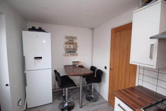 Kitchen/breakf...