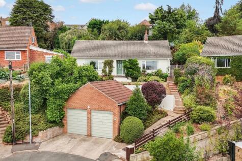 Greenwood Crescent, Carlton, NG4