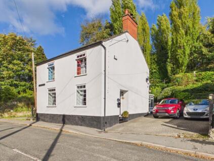 Broughton Road, Lodge, Wrexham, LL11