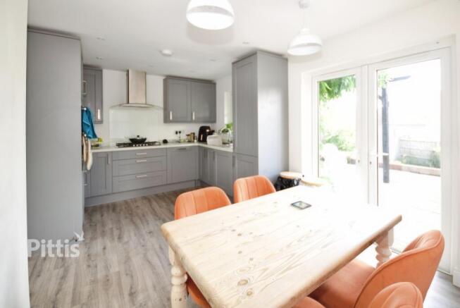 dining to kitchen