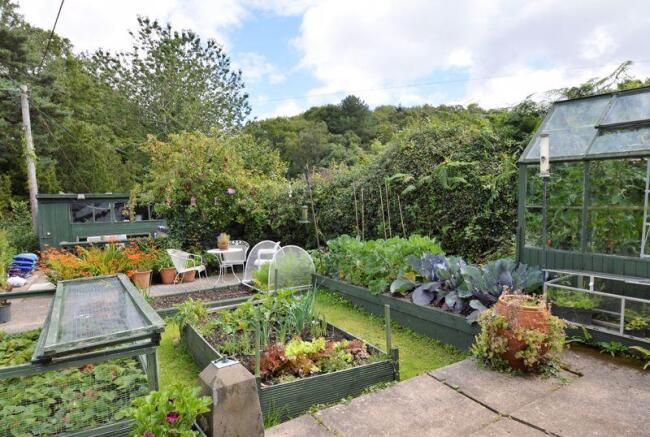 KITCHEN GARDEN