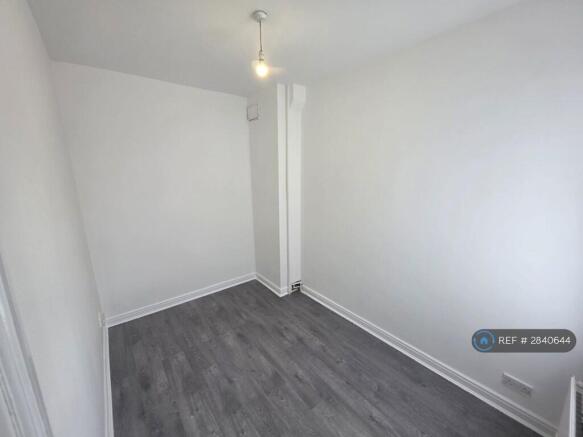 3 bed End of Terrace to rent Image 11