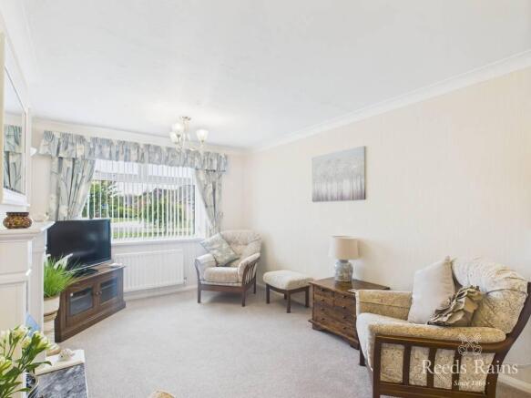 2 bed Bungalow for sale Image 4
