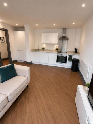 2 bed Apartment to rent Image 4