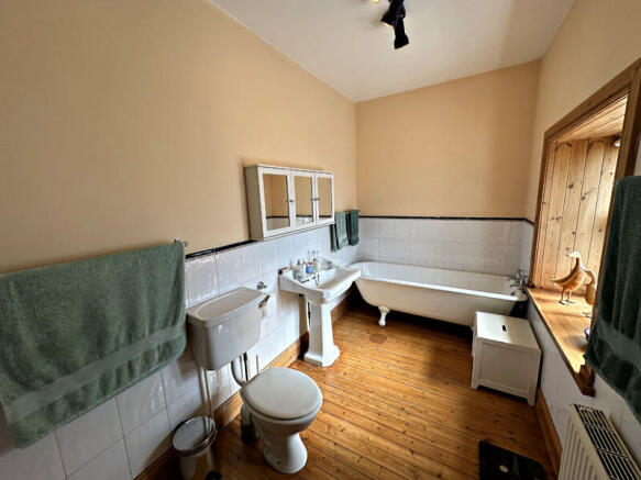 Photo 5