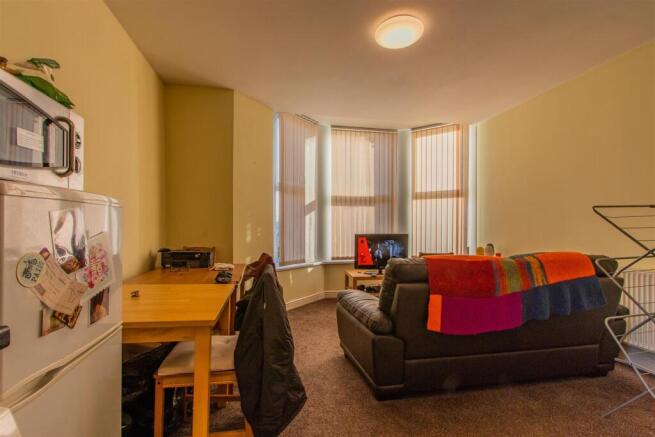 Newport Road 177a 5-5.jpg